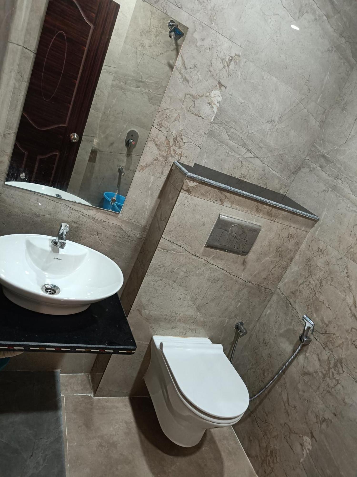 Pragya International Hotel Benares Buitenkant foto